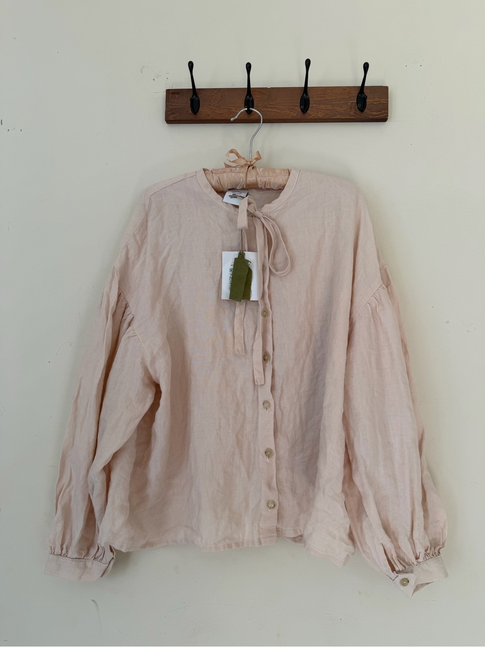 Son de Flor Pale Pink Tie-Neck Linen Blouse - Picture 5 of 5